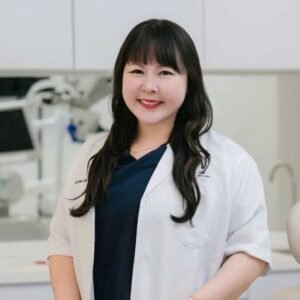 Dr Elaine Lim